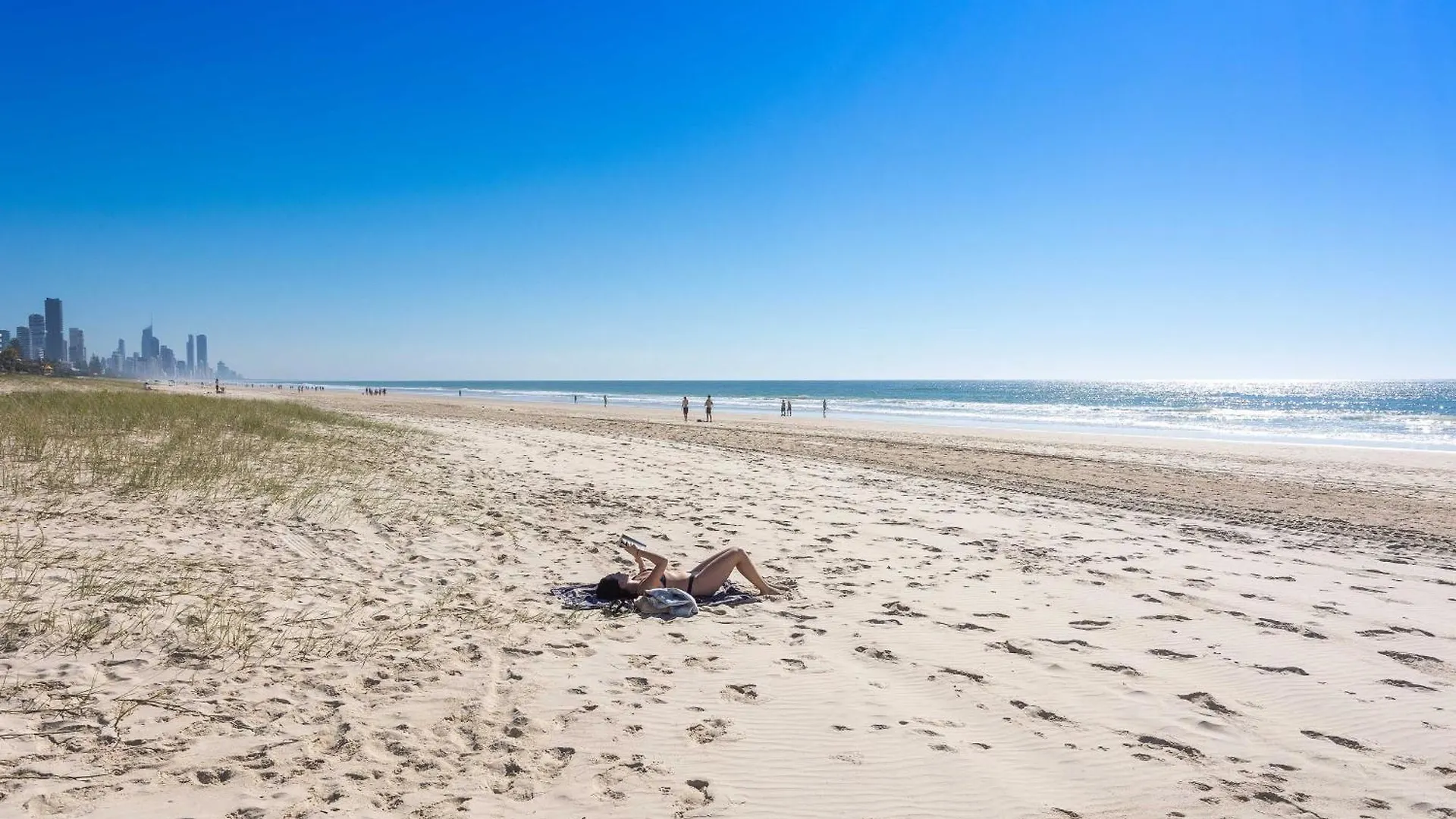 Albatross Beachfront 3 Bedroom Apartment Gold Coast